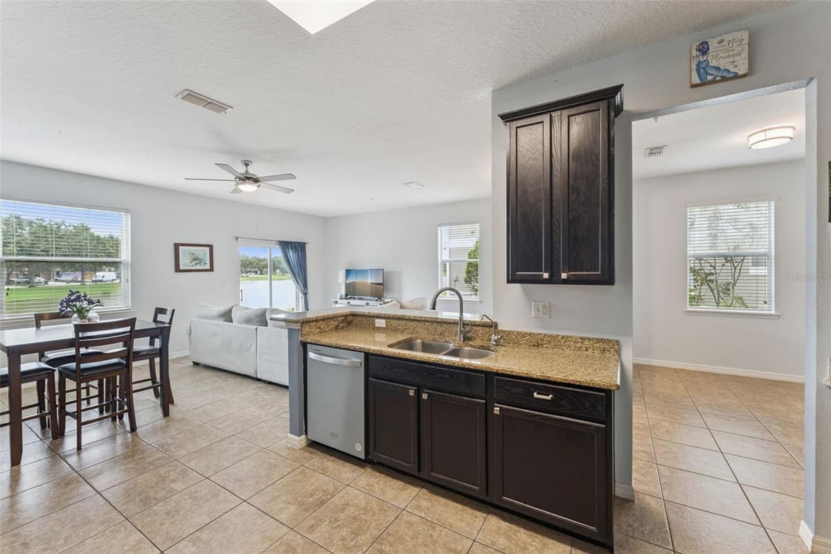 1668 SCARLET OAK LOOP — photo 6 of 46