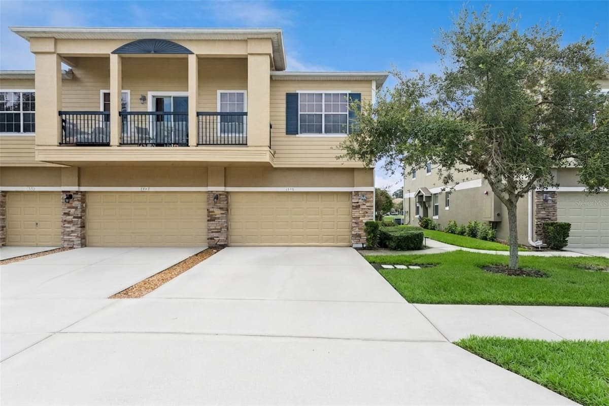 1668 SCARLET OAK LOOP — photo 2 of 46