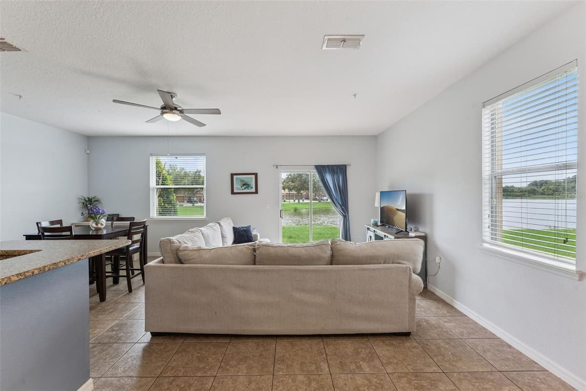1668 SCARLET OAK LOOP — photo 12 of 46
