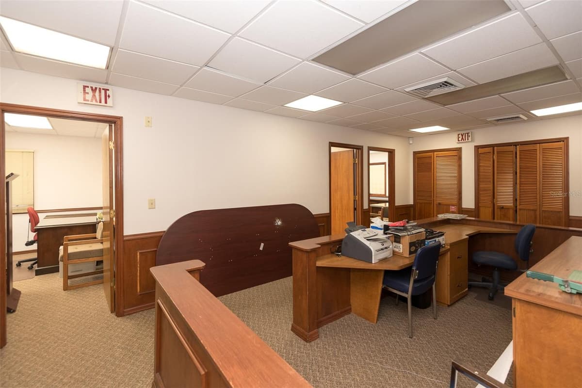205 MAGNOLIA STREET — photo 48 of 58