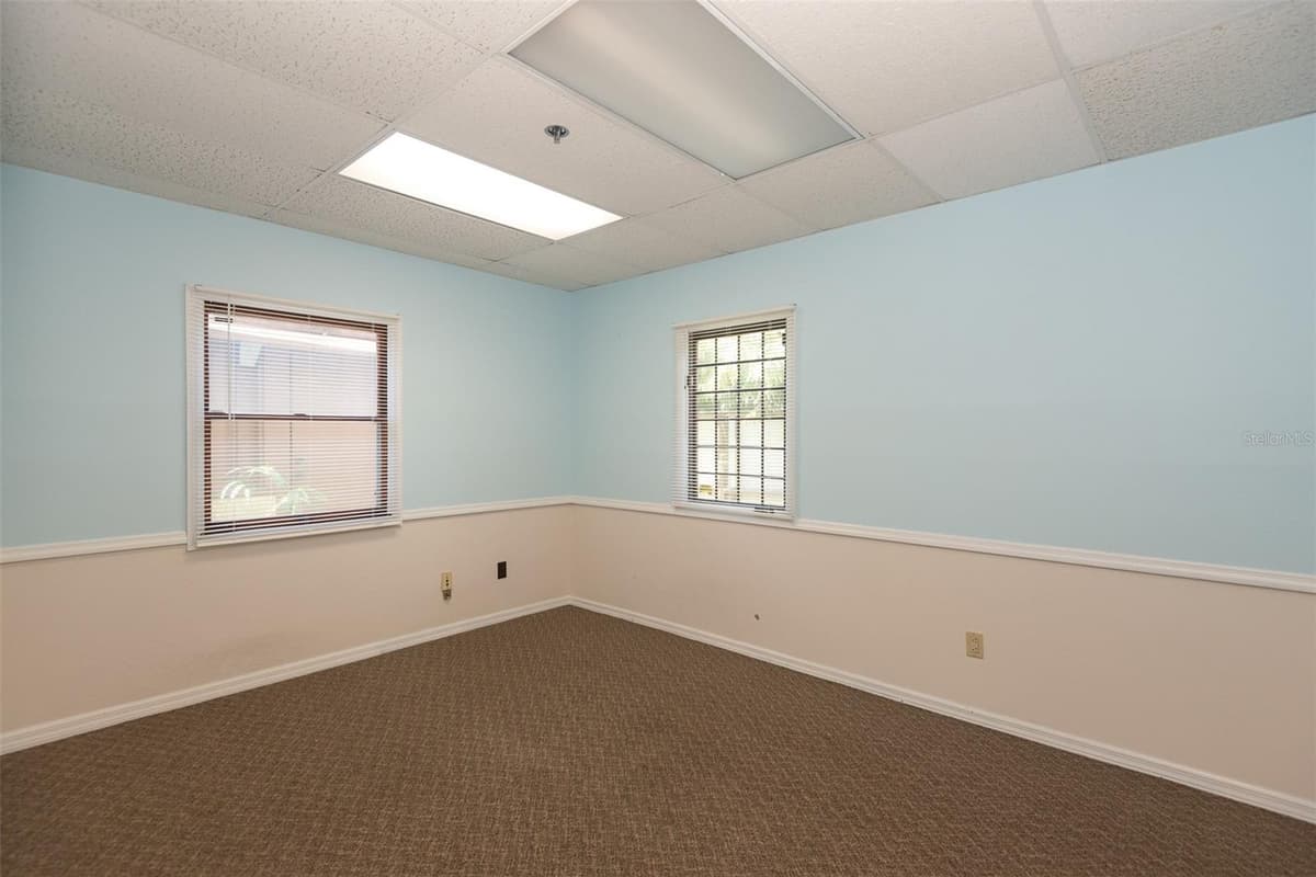 205 MAGNOLIA STREET — photo 30 of 58