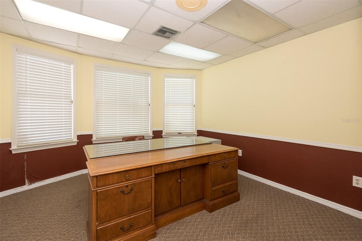 205 MAGNOLIA STREET — photo 18 of 58