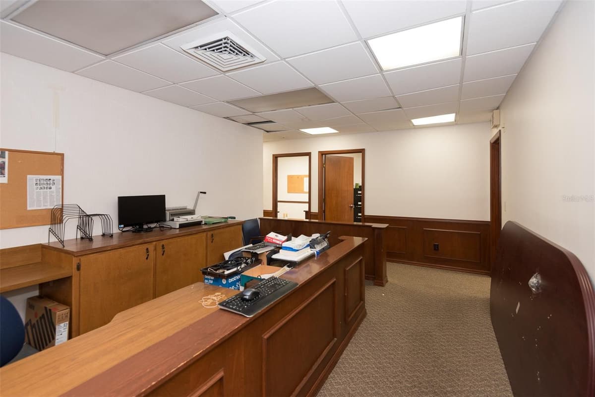 205 MAGNOLIA STREET — photo 43 of 58