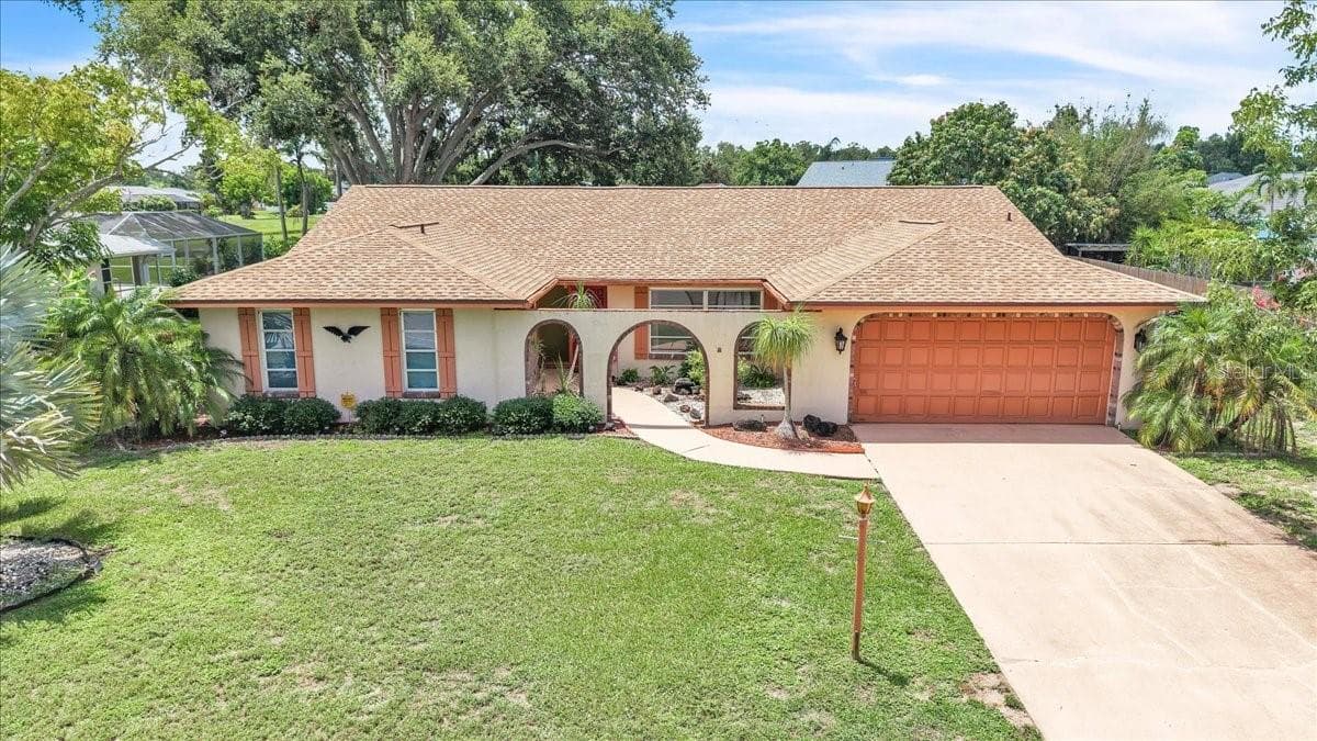 5012 PALM AIRE DRIVE — photo 42 of 50