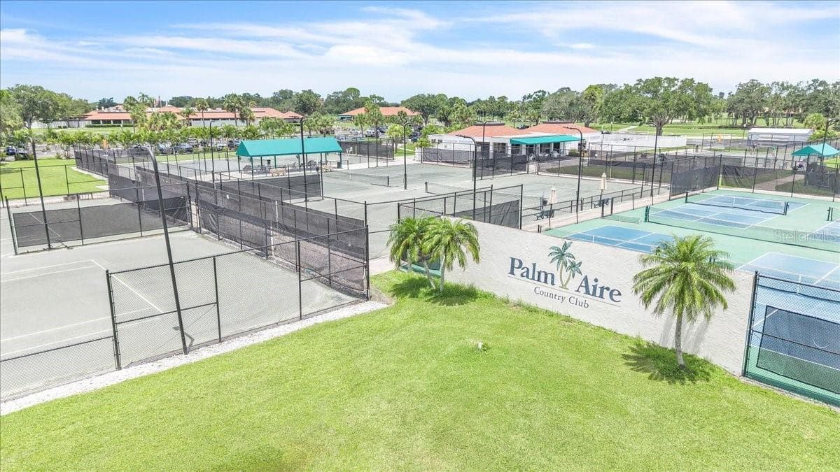 5012 PALM AIRE DRIVE — photo 43 of 50