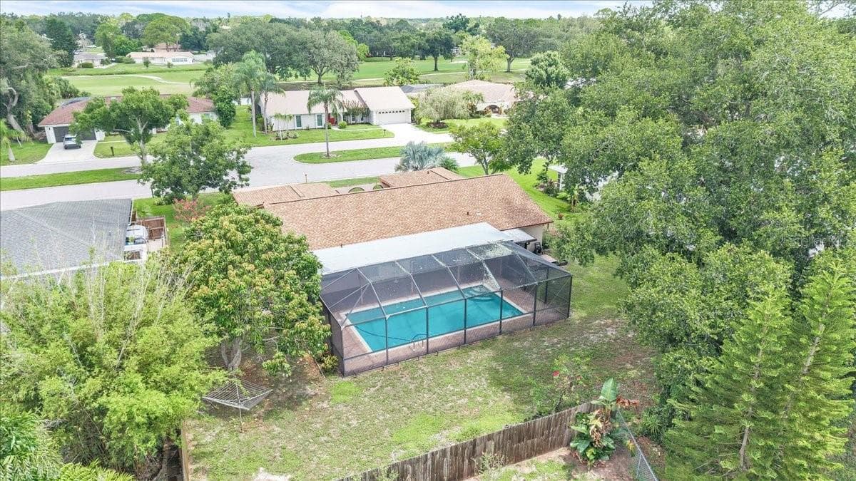 5012 PALM AIRE DRIVE — photo 37 of 50