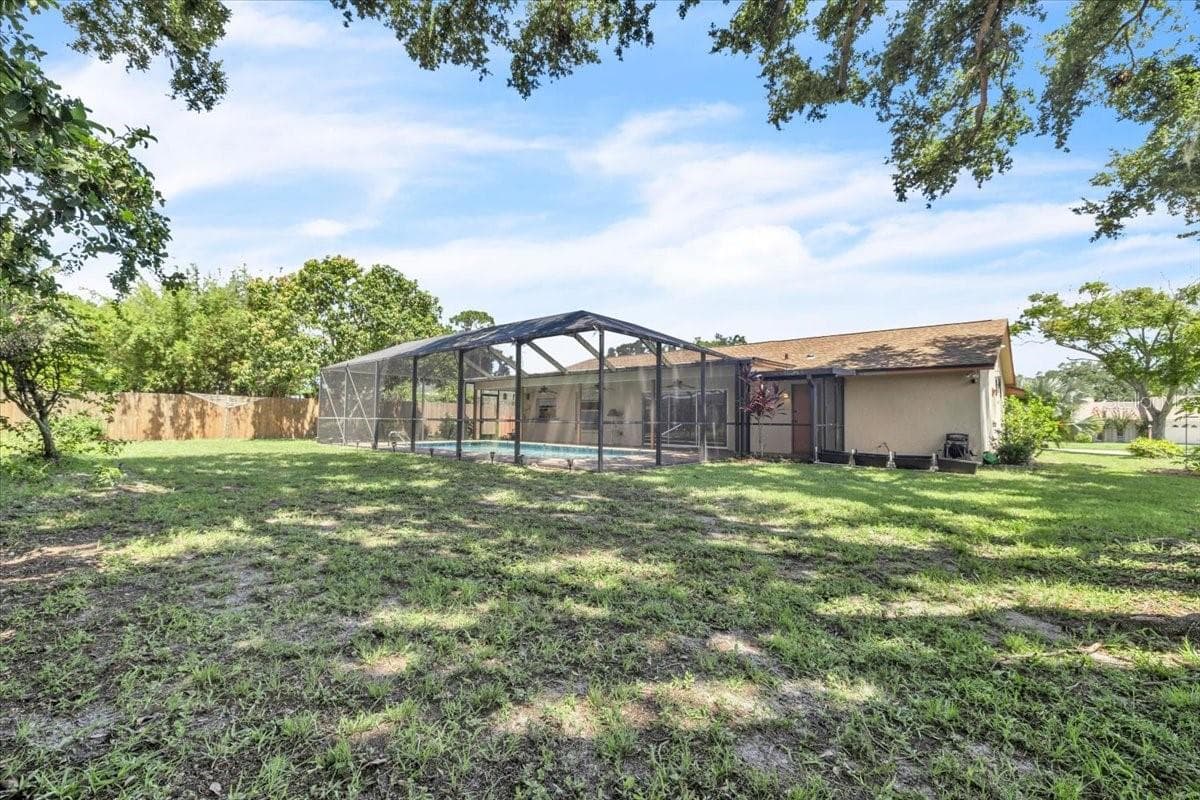 5012 PALM AIRE DRIVE — photo 35 of 50