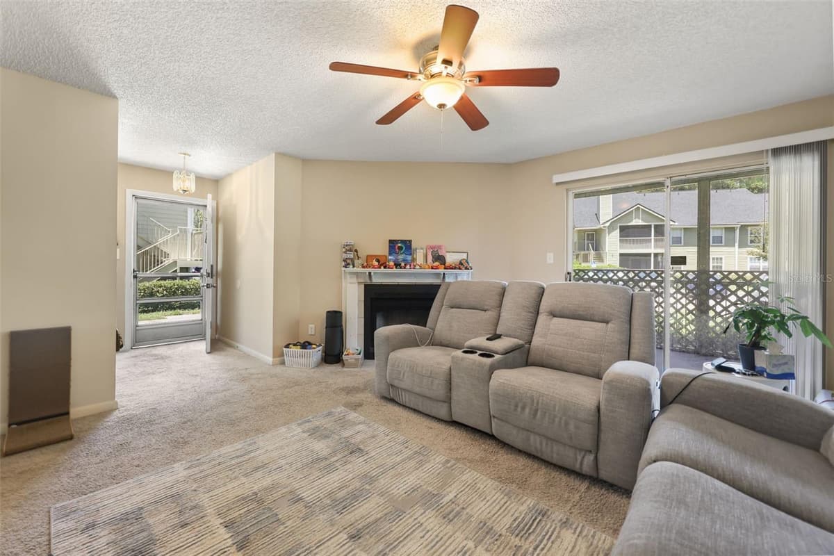 3729 LAKE ORLANDO PARKWAY — photo 4 of 18
