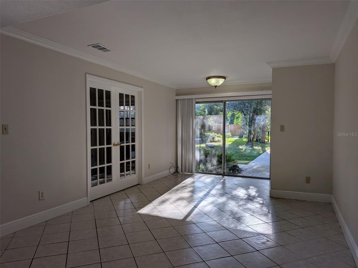 450 CHERRYWOOD GARDENS DR — photo 10 of 30
