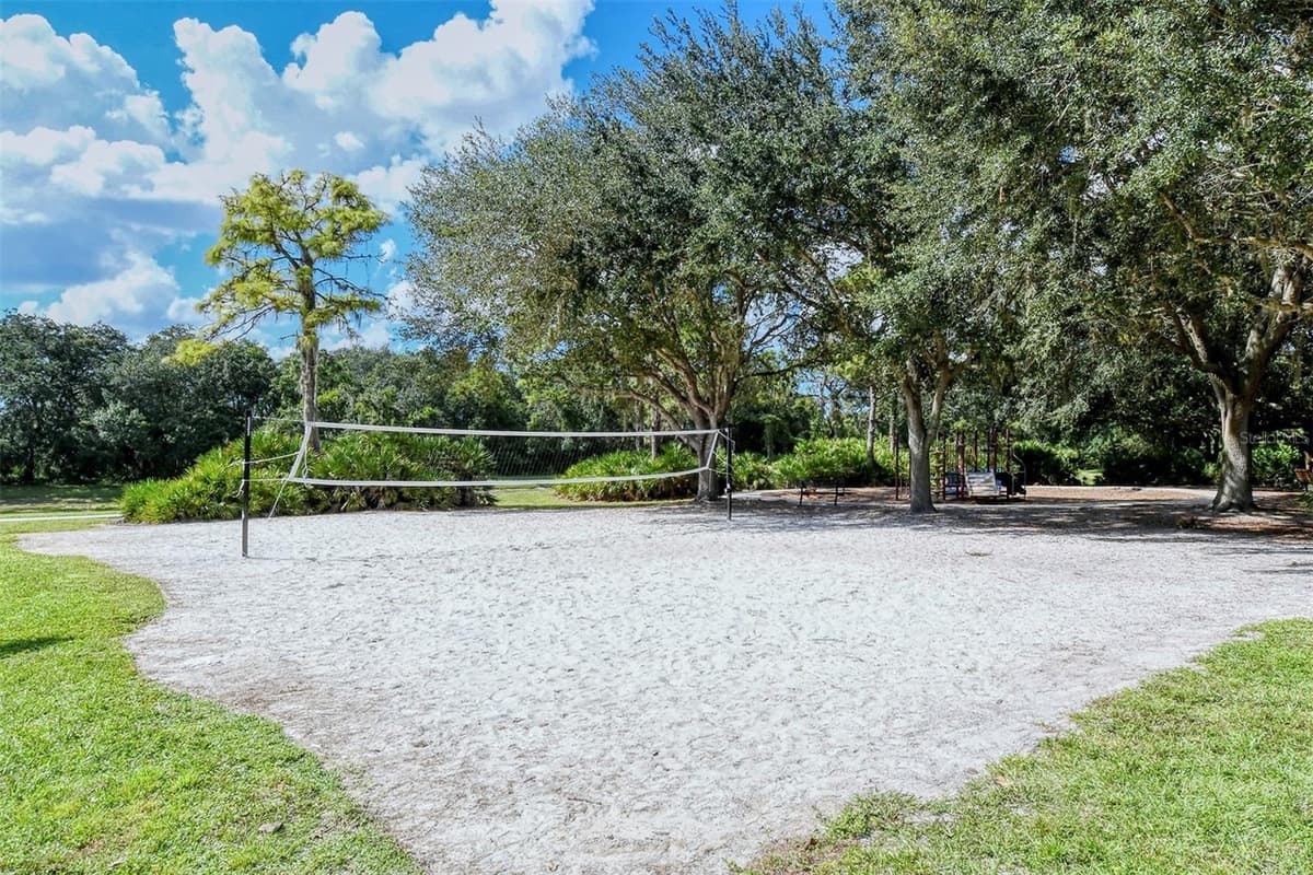 6521 SUNDEW COURT — photo 49 of 56