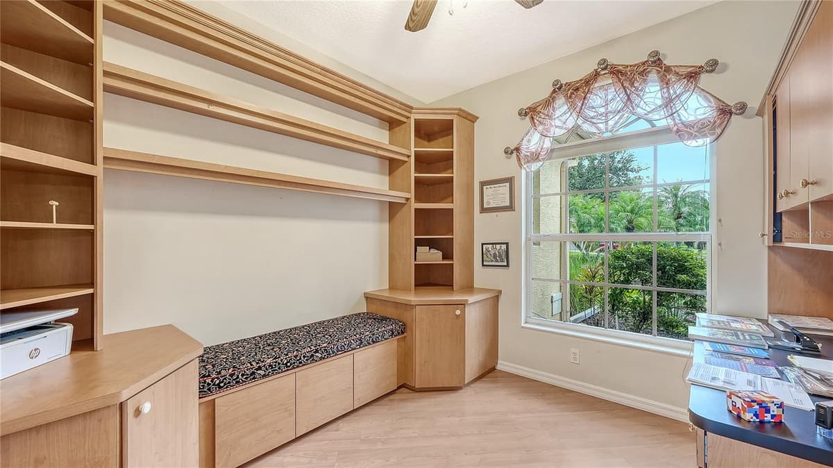 6521 SUNDEW COURT — photo 27 of 56