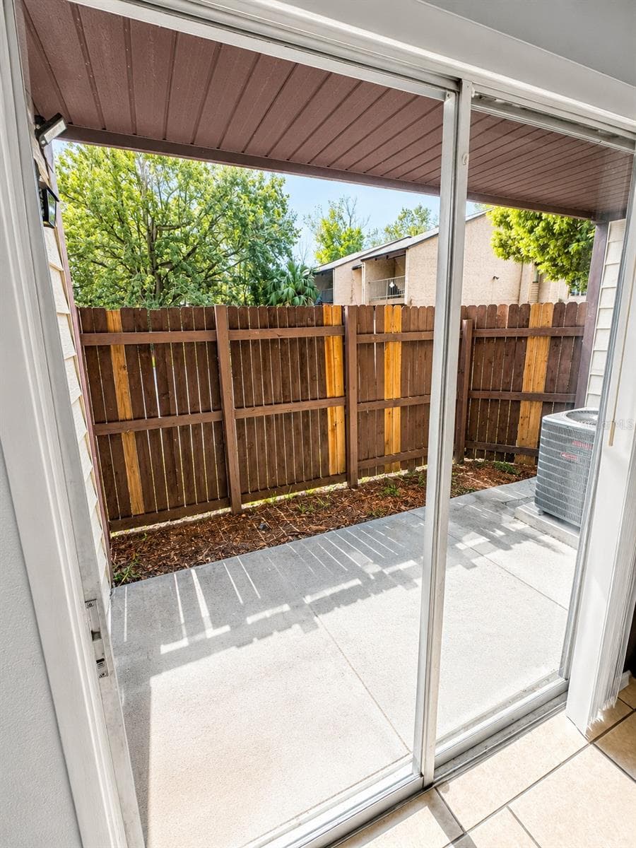 4001 WOODFERN DRIVE — photo 6 of 17