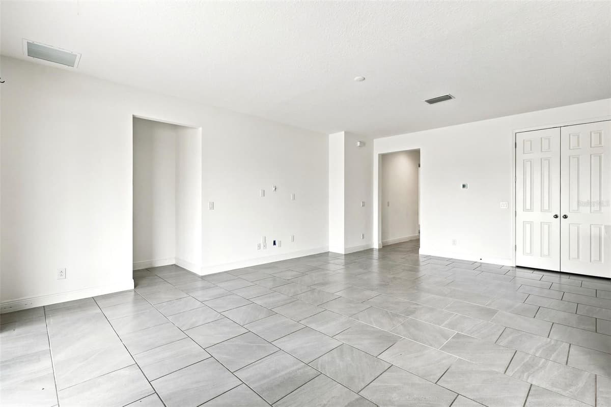 5059 TIBET COURT — photo 6 of 46