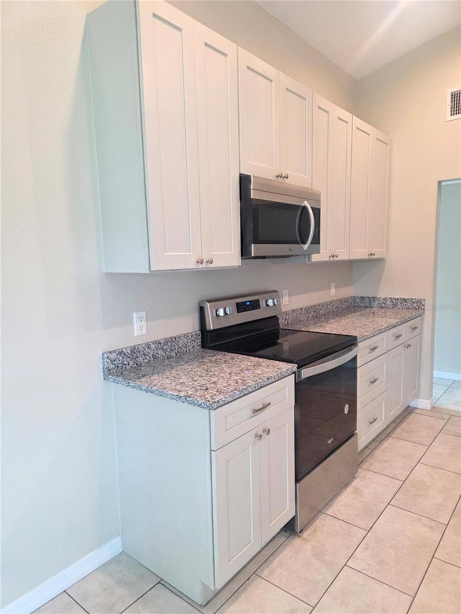 623 DEXTER DRIVE — photo 9 of 29