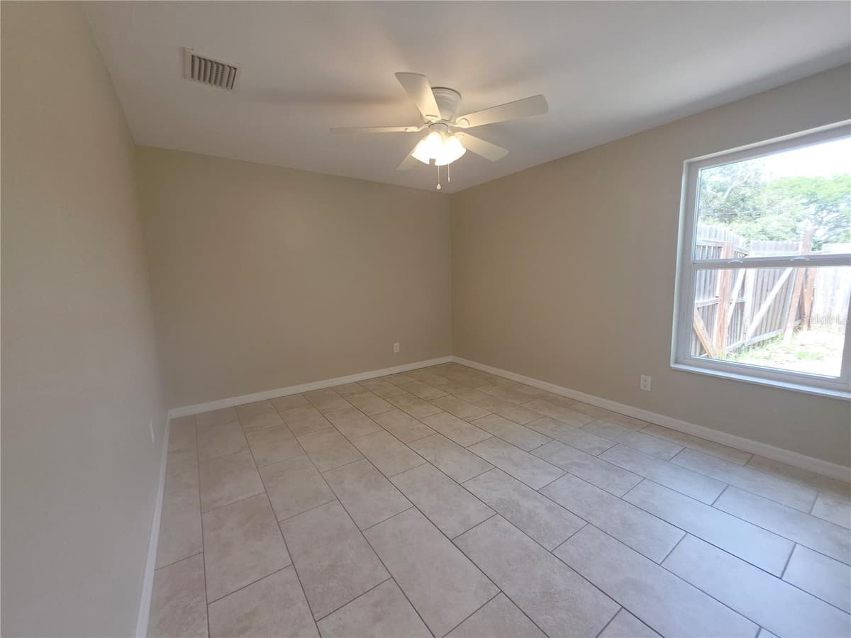623 DEXTER DRIVE — photo 17 of 29