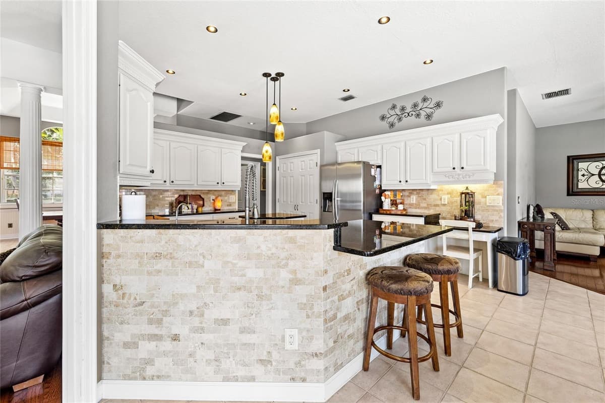 5713 LIBERTY GARDEN COURT — photo 10 of 36
