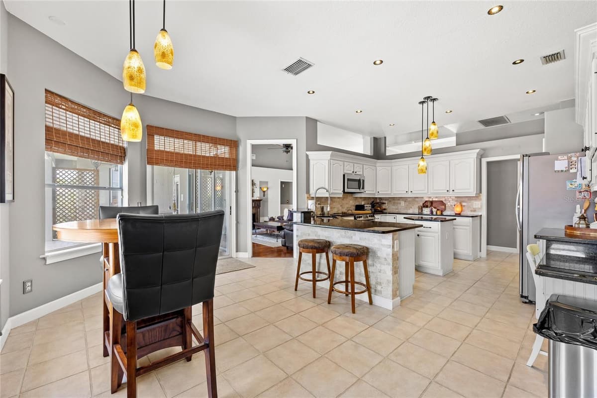 5713 LIBERTY GARDEN COURT — photo 9 of 36