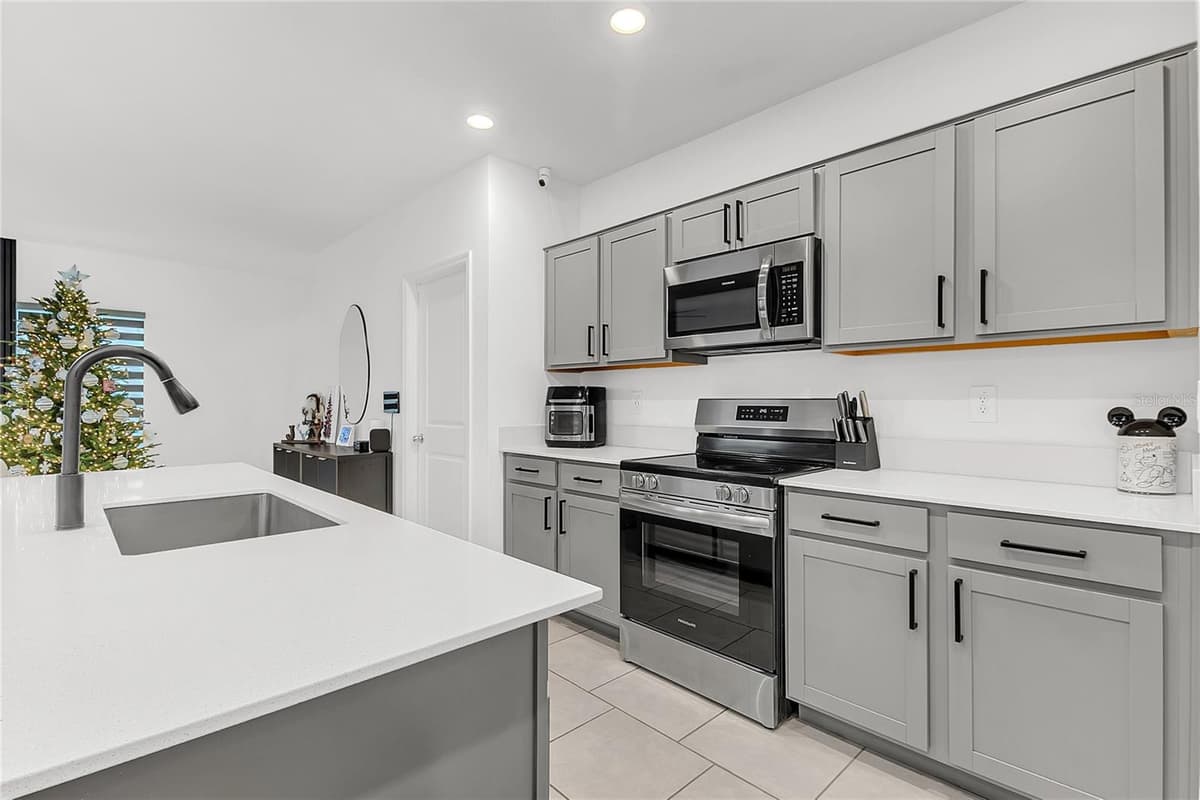 1325 DIEGO TERRACE — photo 8 of 30