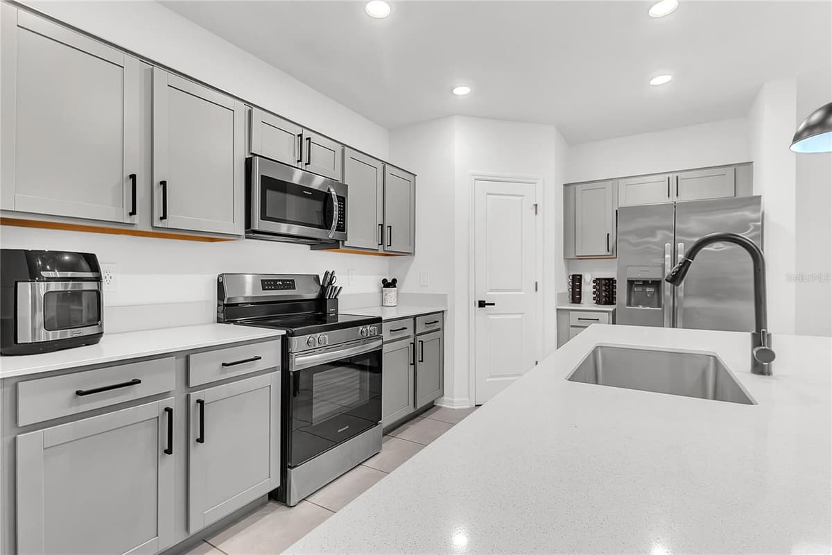 1325 DIEGO TERRACE — photo 9 of 30