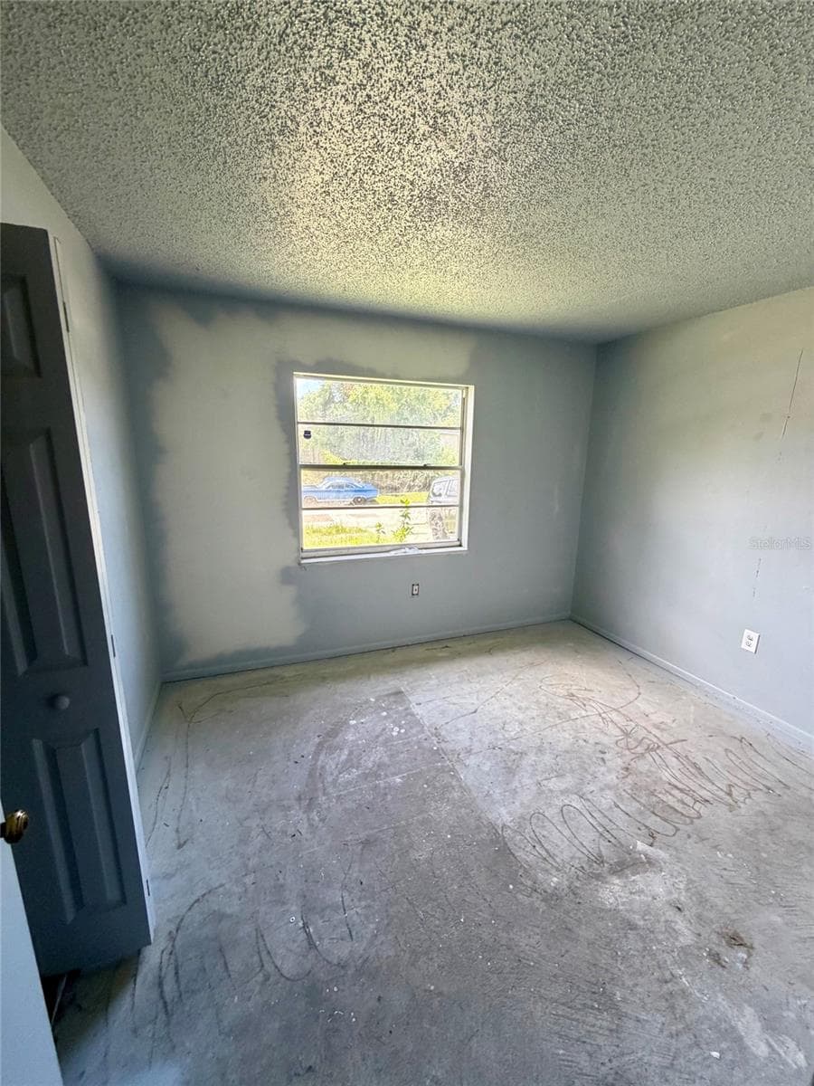 1306 DUKES DRIVE — photo 11 of 18