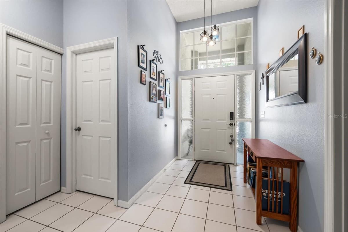 2511 ESTANCIA BOULEVARD — photo 3 of 41