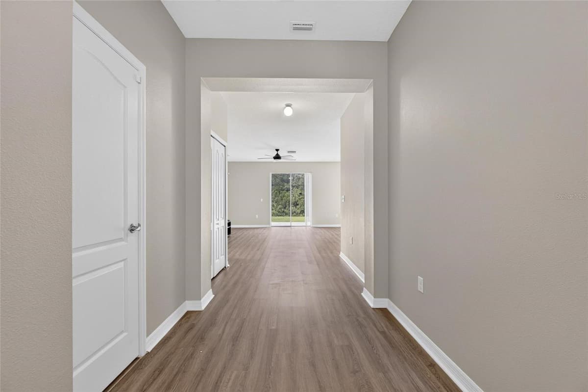 2637 WALDEN WOODS DRIVE — photo 19 of 43