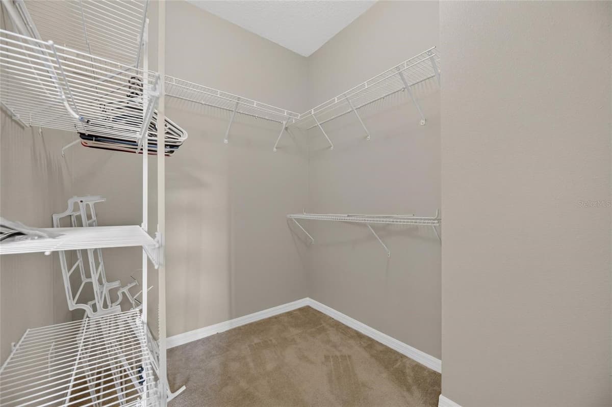 2637 WALDEN WOODS DRIVE — photo 18 of 43