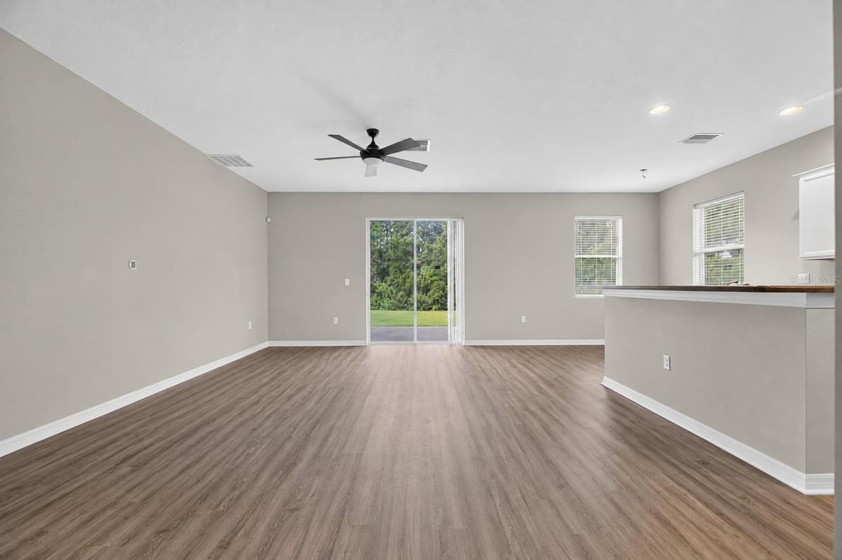 2637 WALDEN WOODS DRIVE — photo 9 of 43