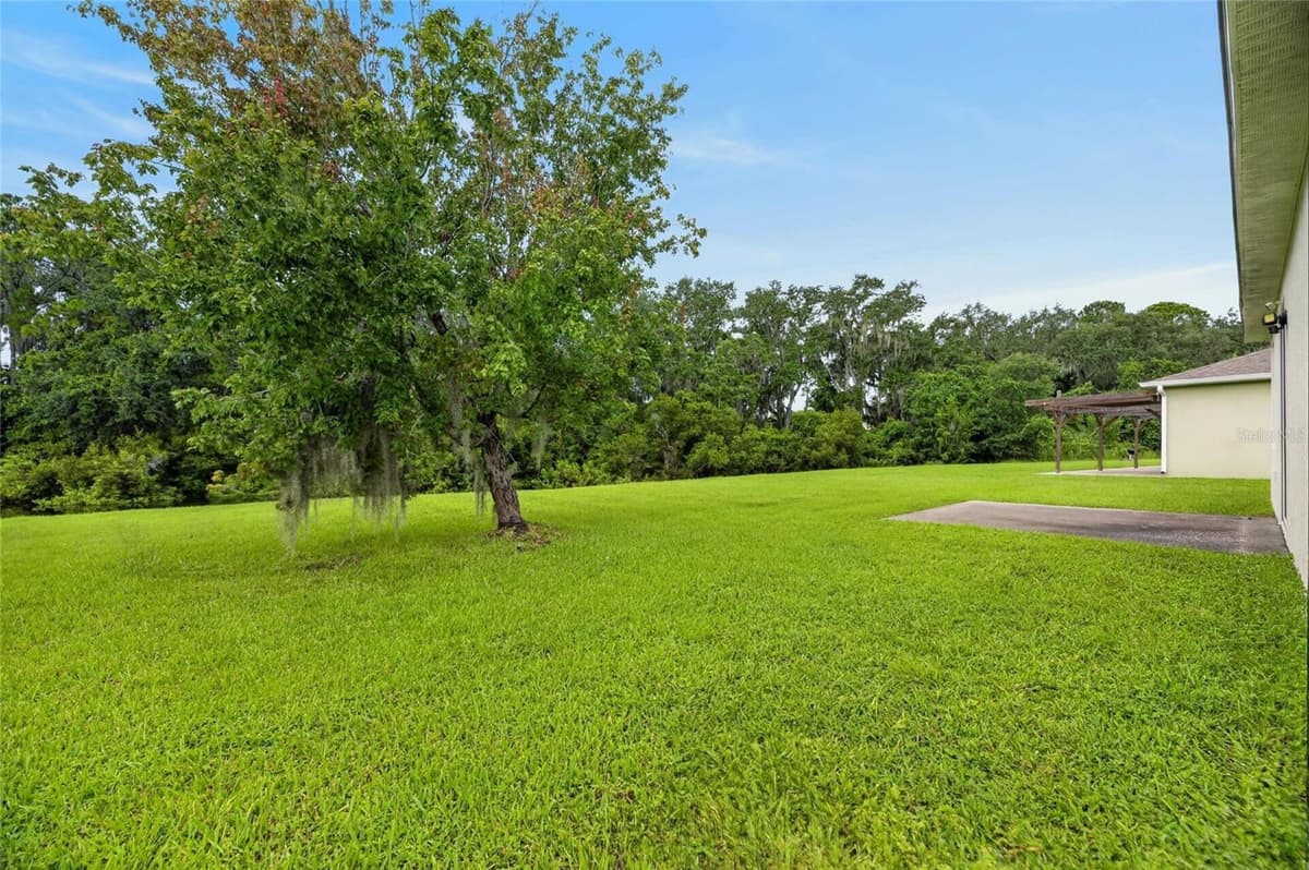 2637 WALDEN WOODS DRIVE — photo 32 of 43