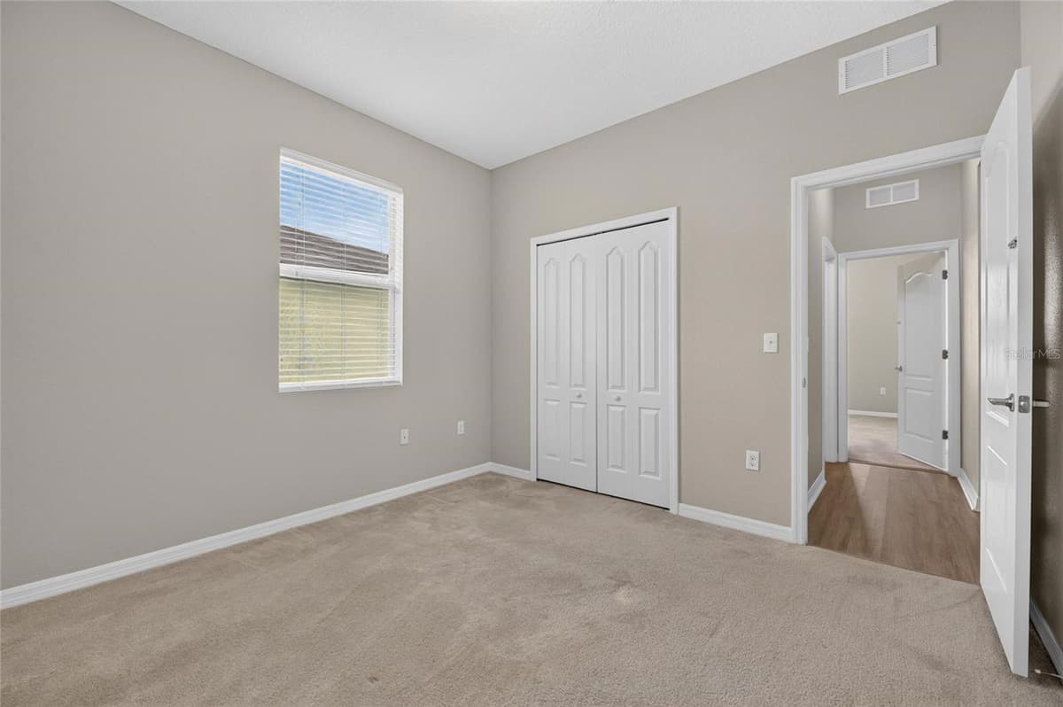 2637 WALDEN WOODS DRIVE — photo 24 of 43