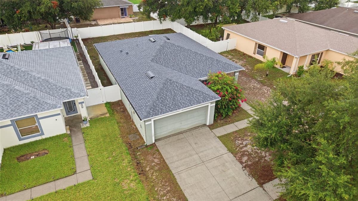 13708 TRAMORE DRIVE — photo 27 of 33