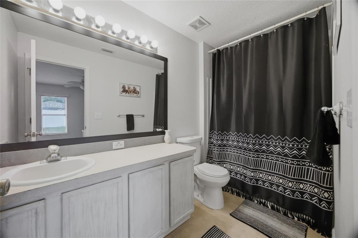 13708 TRAMORE DRIVE — photo 20 of 33