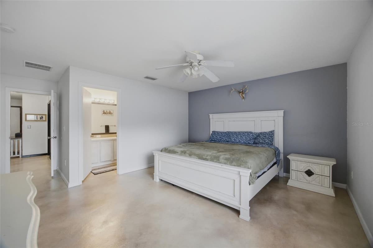 13708 TRAMORE DRIVE — photo 13 of 33