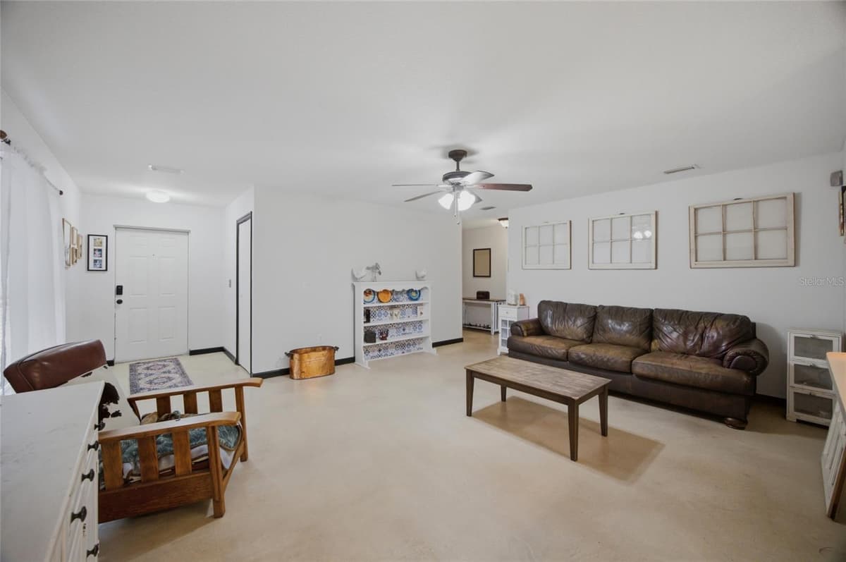 13708 TRAMORE DRIVE — photo 6 of 33