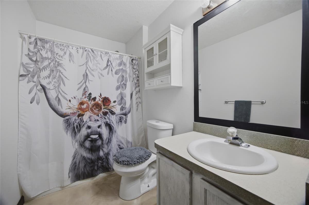 13708 TRAMORE DRIVE — photo 21 of 33