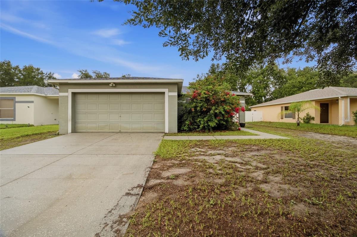 13708 TRAMORE DRIVE — photo 1 of 33
