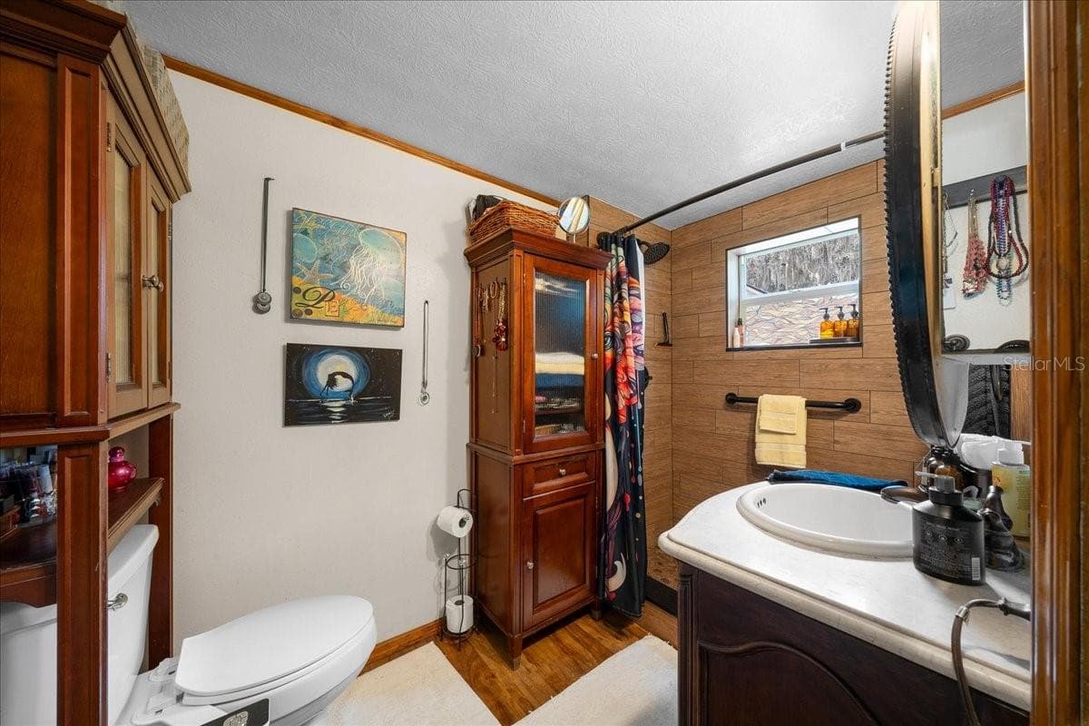 506 LAKE STREET — photo 22 of 50
