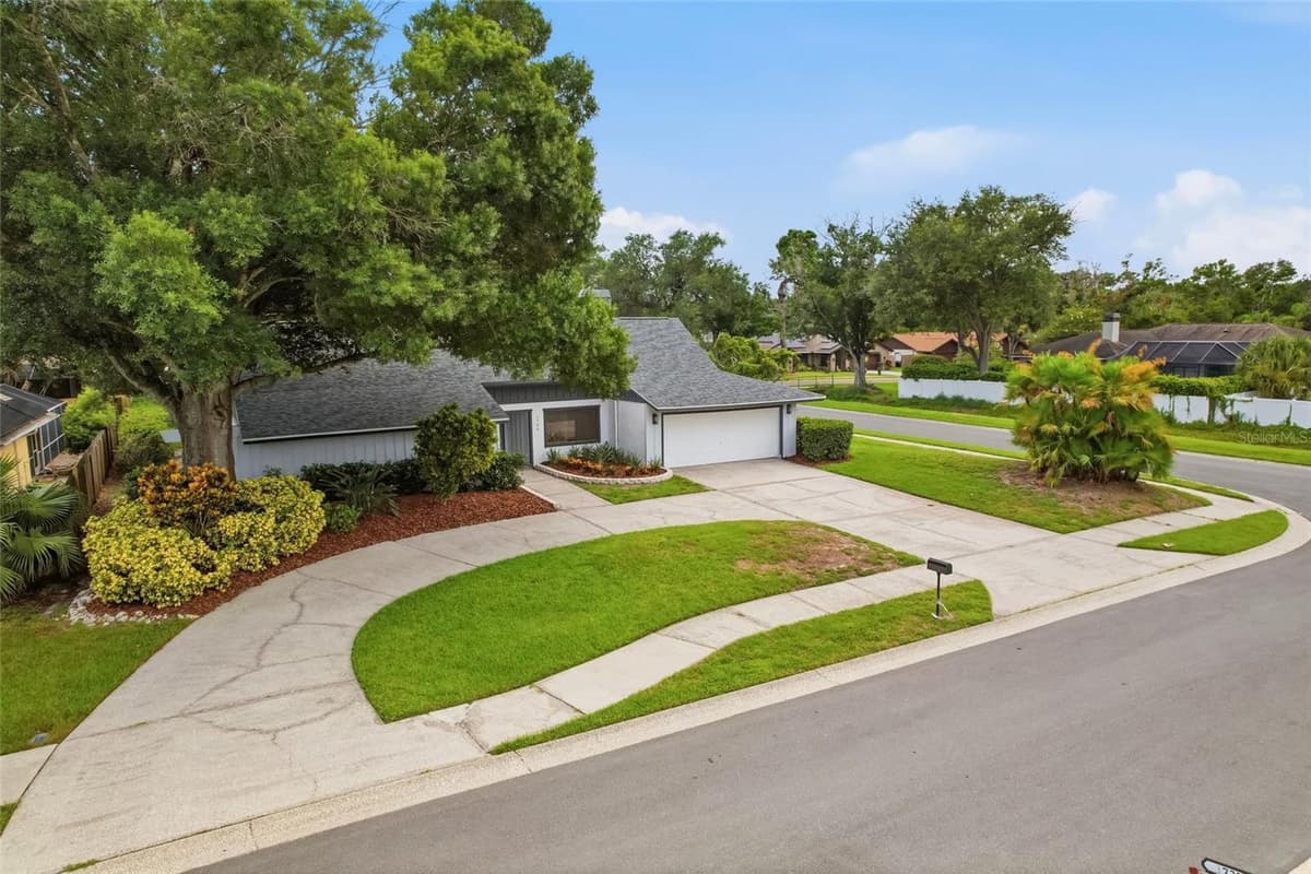 1736 PINE CREEK COURT — photo 40 of 50