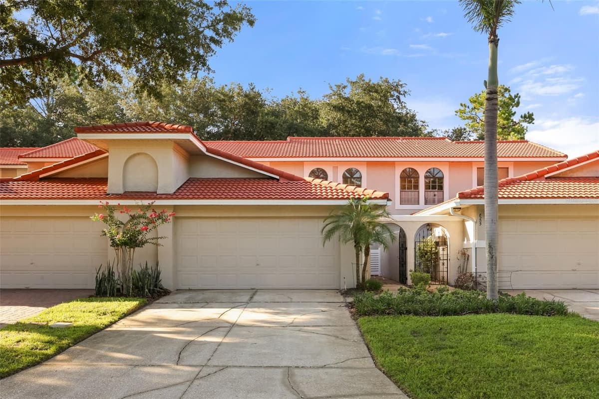 8209 SANDPOINT BOULEVARD — photo 3 of 36