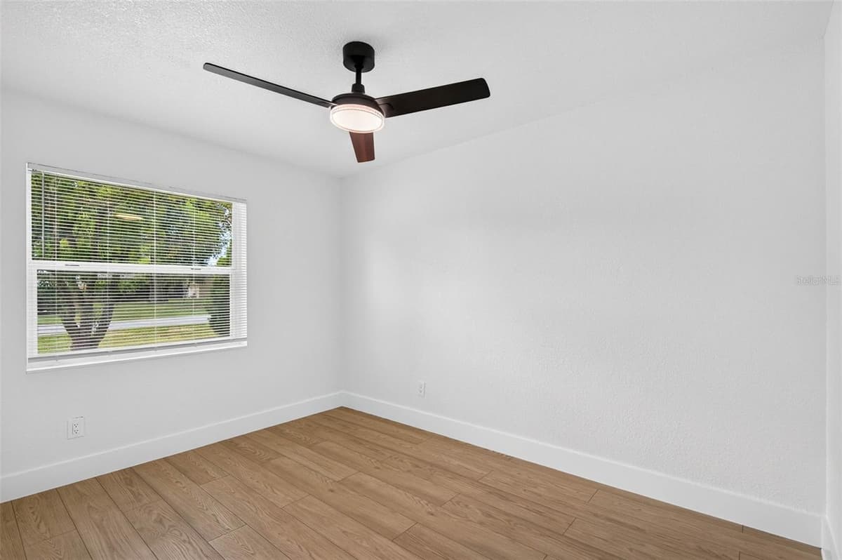 4040 TONYA COURT — photo 21 of 44