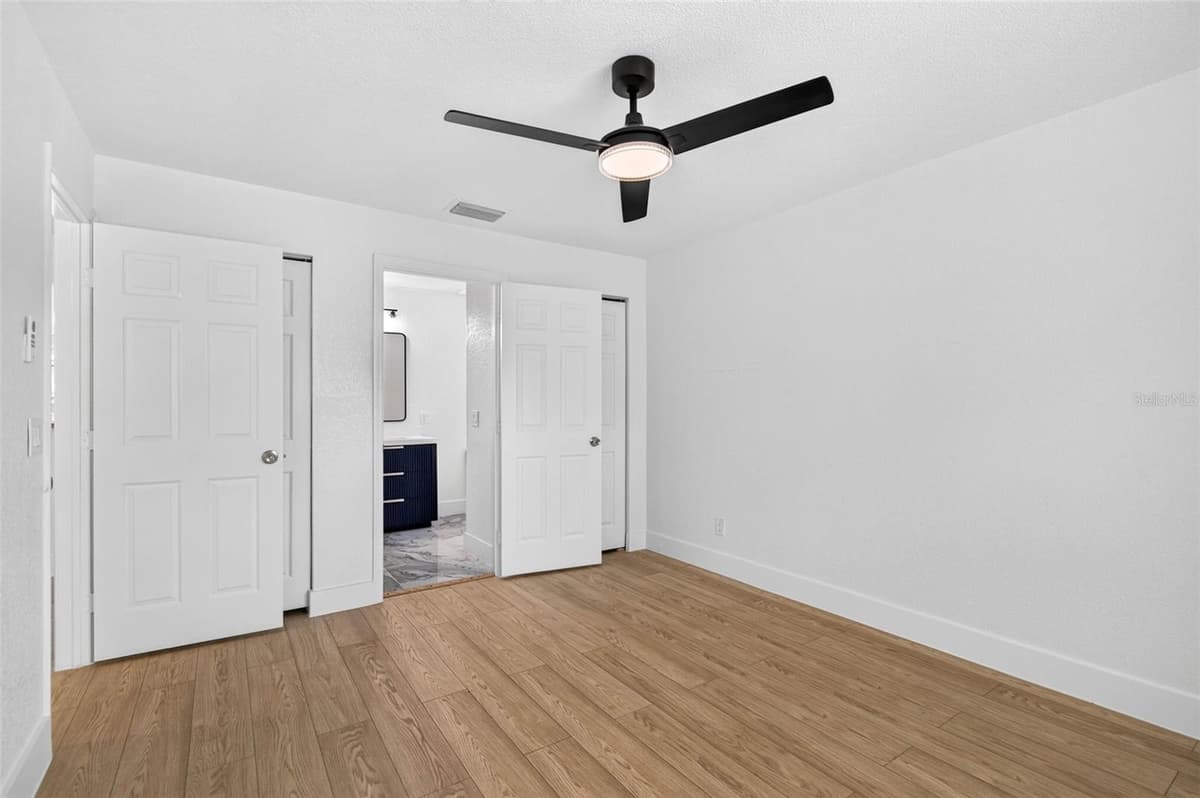 4040 TONYA COURT — photo 26 of 44