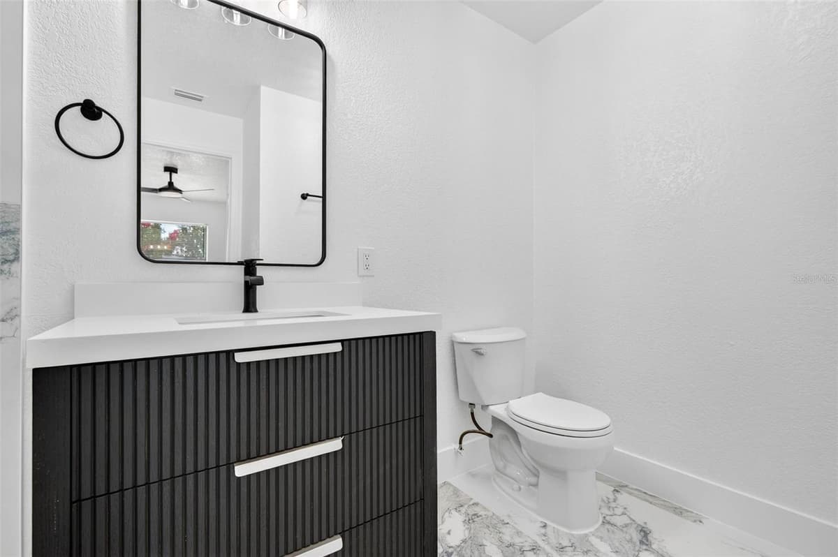 4040 TONYA COURT — photo 23 of 44