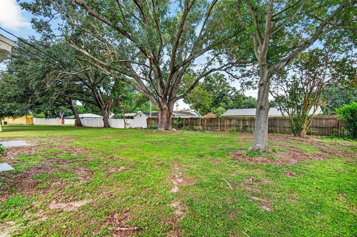 4040 TONYA COURT — photo 30 of 44
