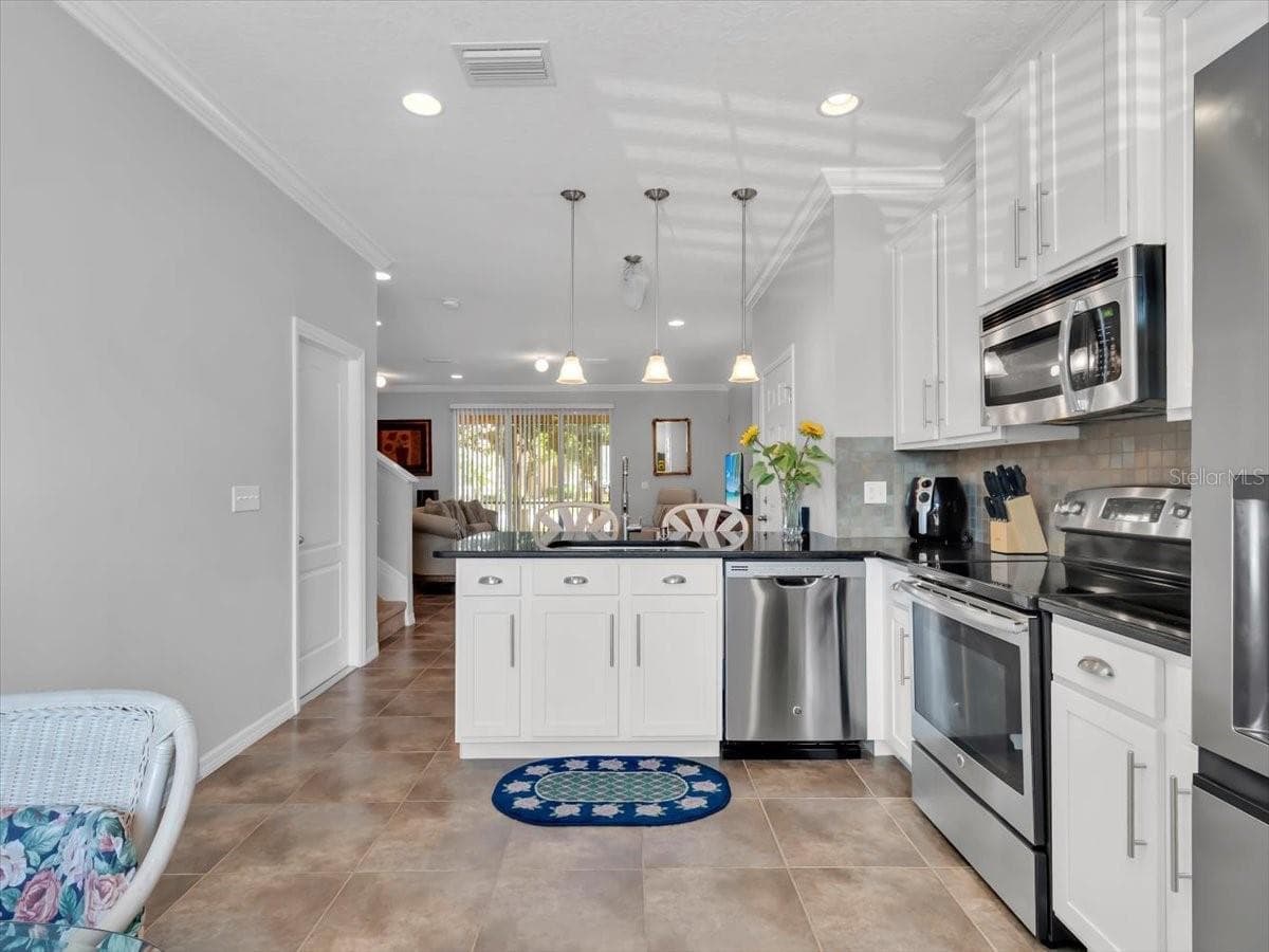 13901 RIVER WILLOW PLACE — photo 8 of 24
