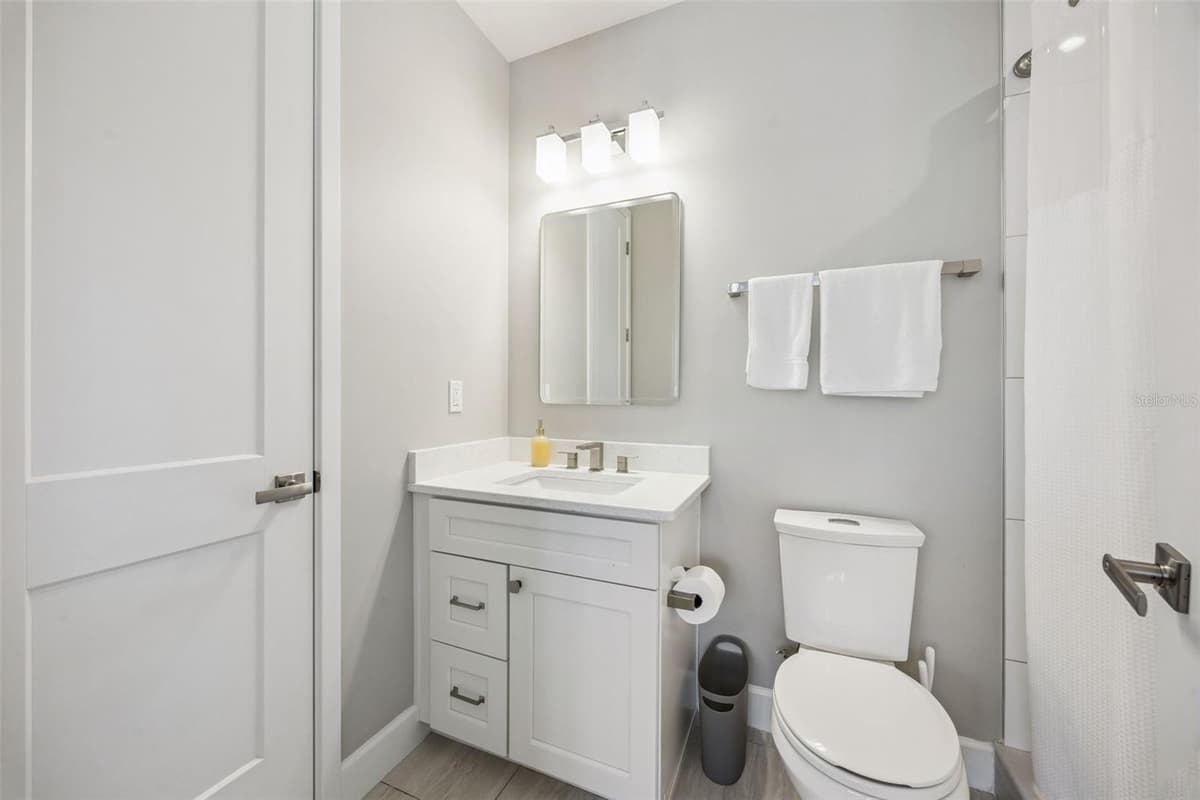 484 PLANT STREET — photo 27 of 54
