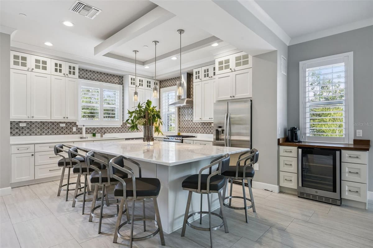 484 PLANT STREET — photo 12 of 54