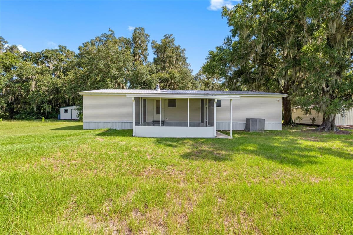 2806 LAWRENCE ROAD — photo 8 of 44