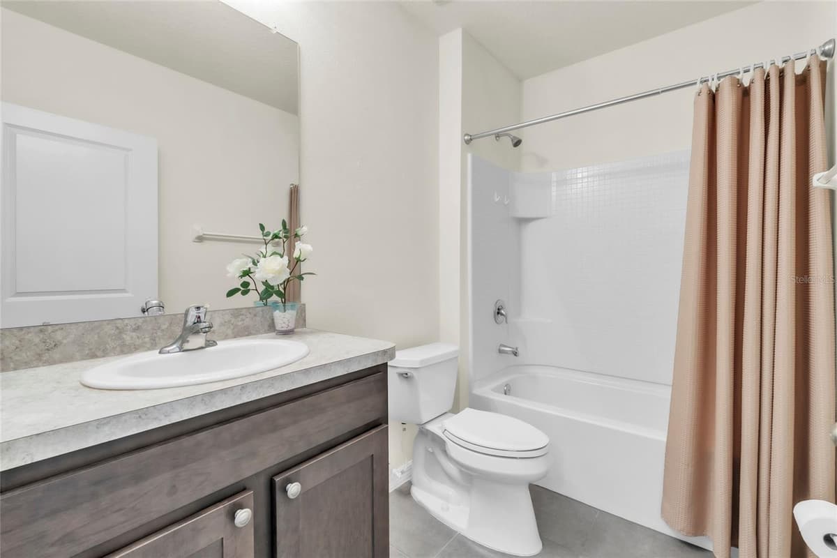9527 SUNSTONE BOULEVARD — photo 17 of 30