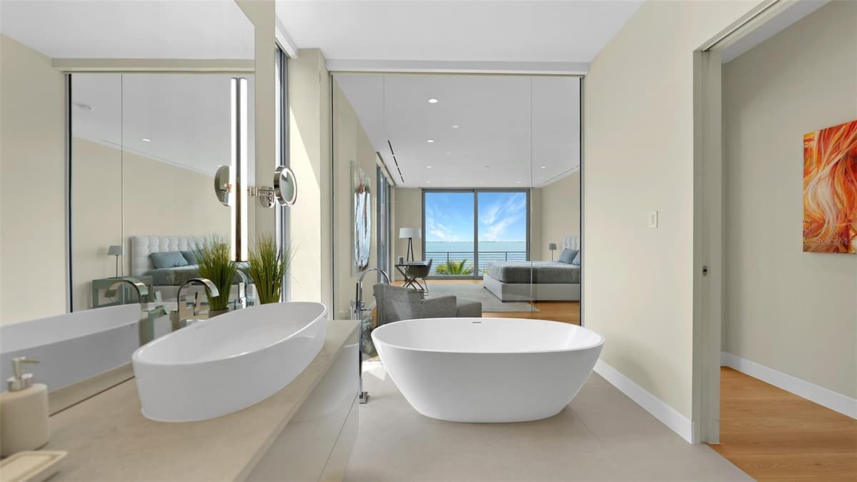 4123 BAY SHORE ROAD — photo 18 of 36