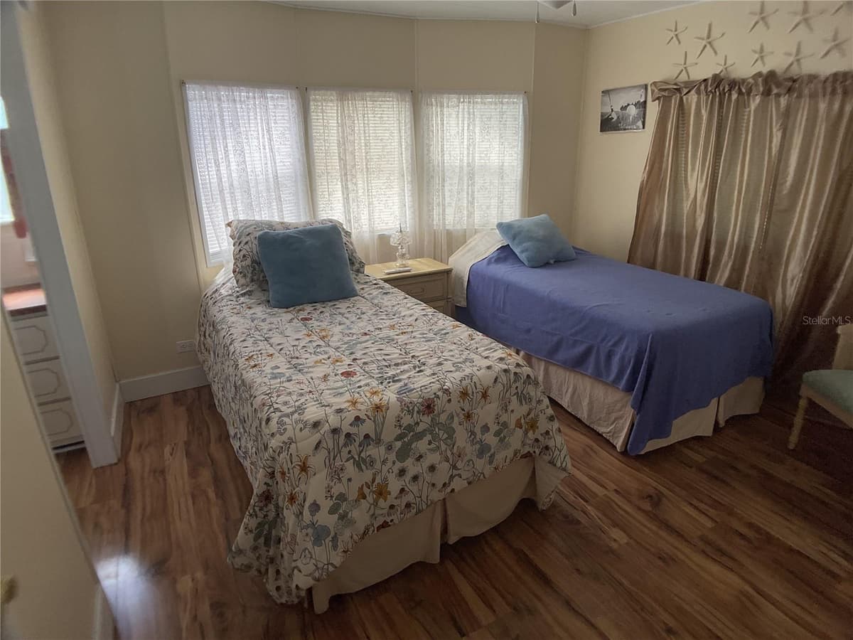 2100 KINGS HIGHWAY TRAIL — photo 13 of 79
